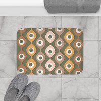 Small Green Mid-Century Bath Mat, 70s Abstract Circles Pattern